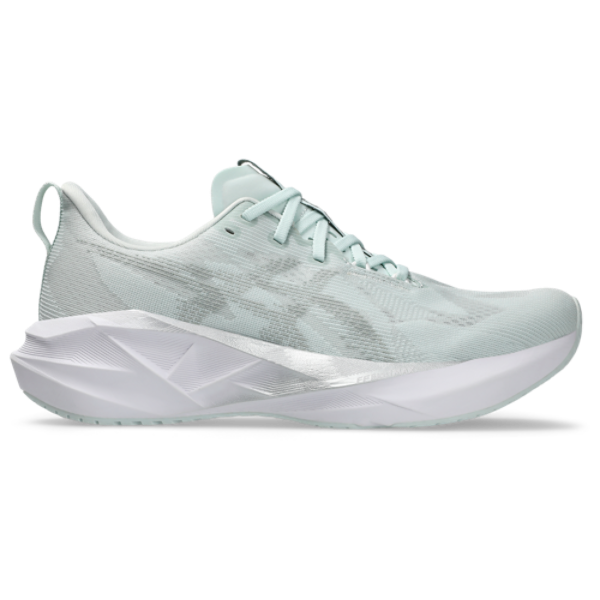 ASICS® Novablast 5