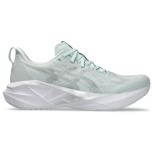ASICS® Novablast 5