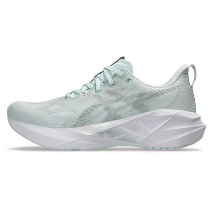 ASICS® Novablast 5