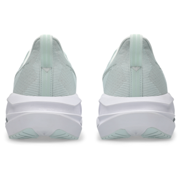 ASICS® Novablast 5