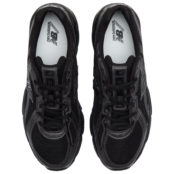 New Balance 740