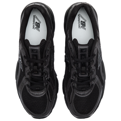 New Balance 740