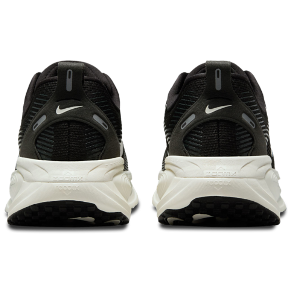Nike Vomero 18